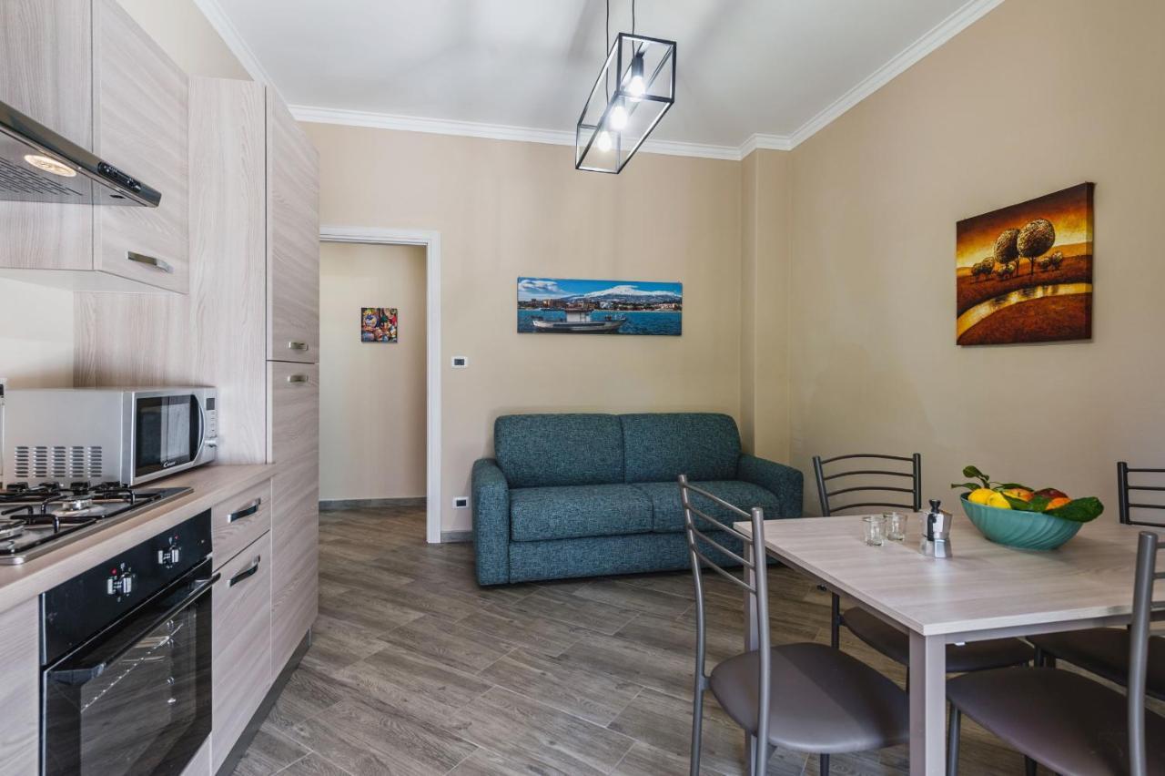 Lemon Tree Apartments By Wonderful Italy Giardini Naxos Exterior photo